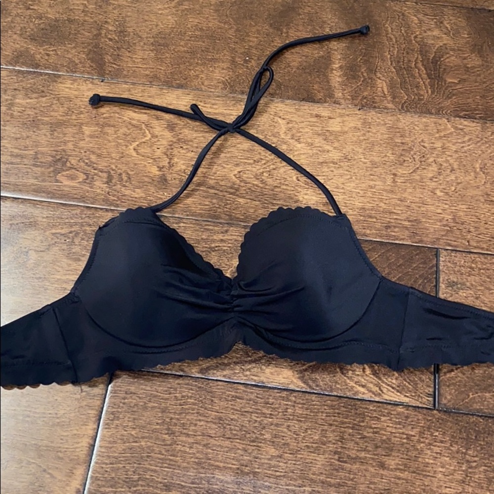 Victoria’s Secret Black Underwire Swim Top